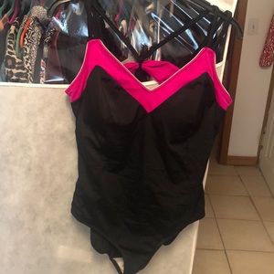 Reebok swimsuit size 18 in new like condition